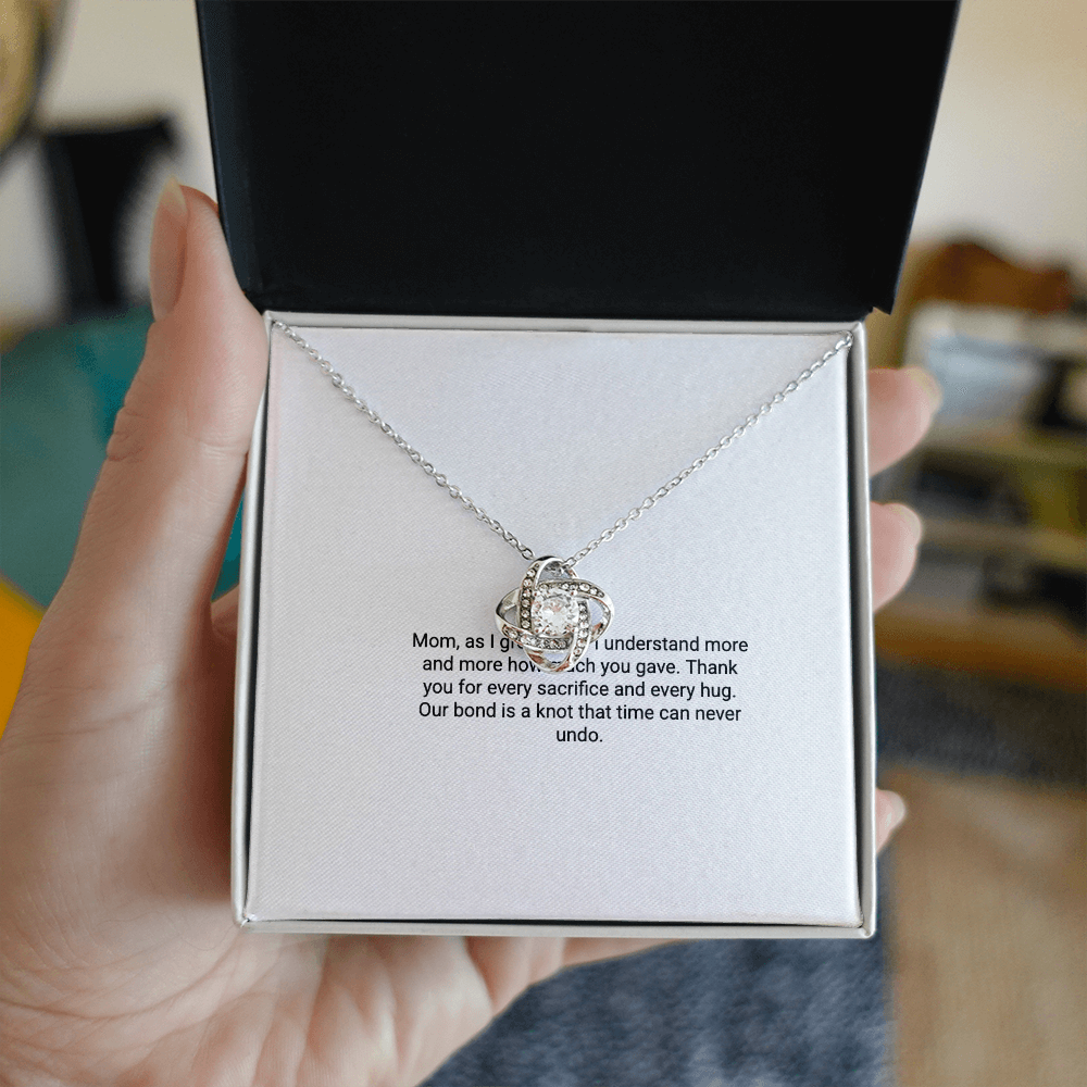 To My Mom From Daughter – Love Knot Necklace